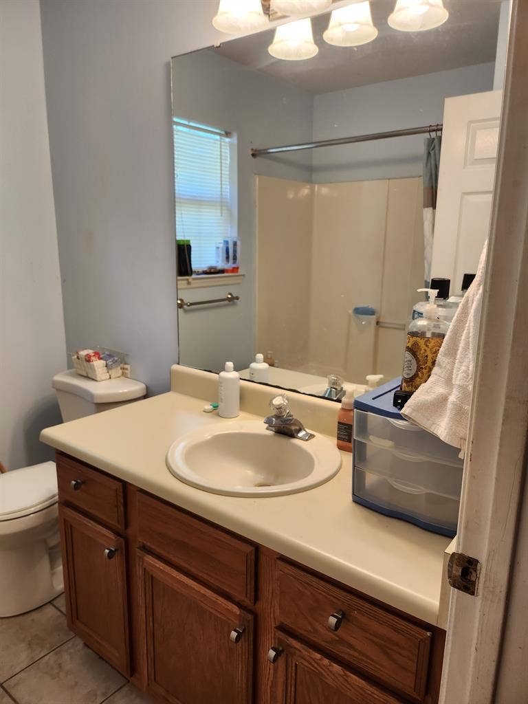 Furnished bedroom in Richmond Hill