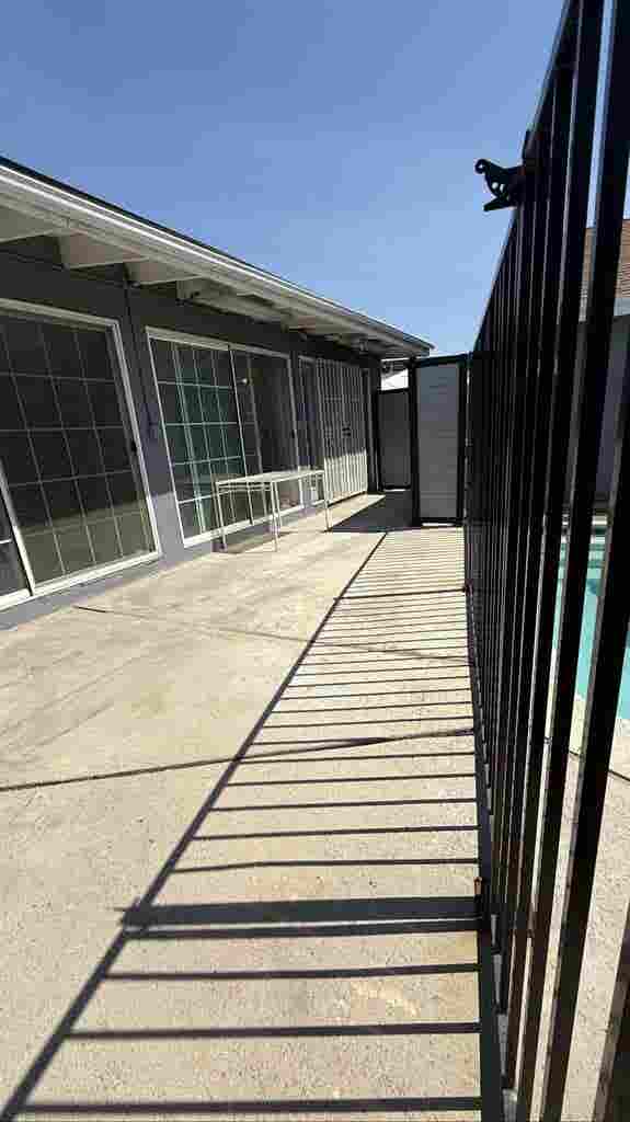 Nice Front House For Rent