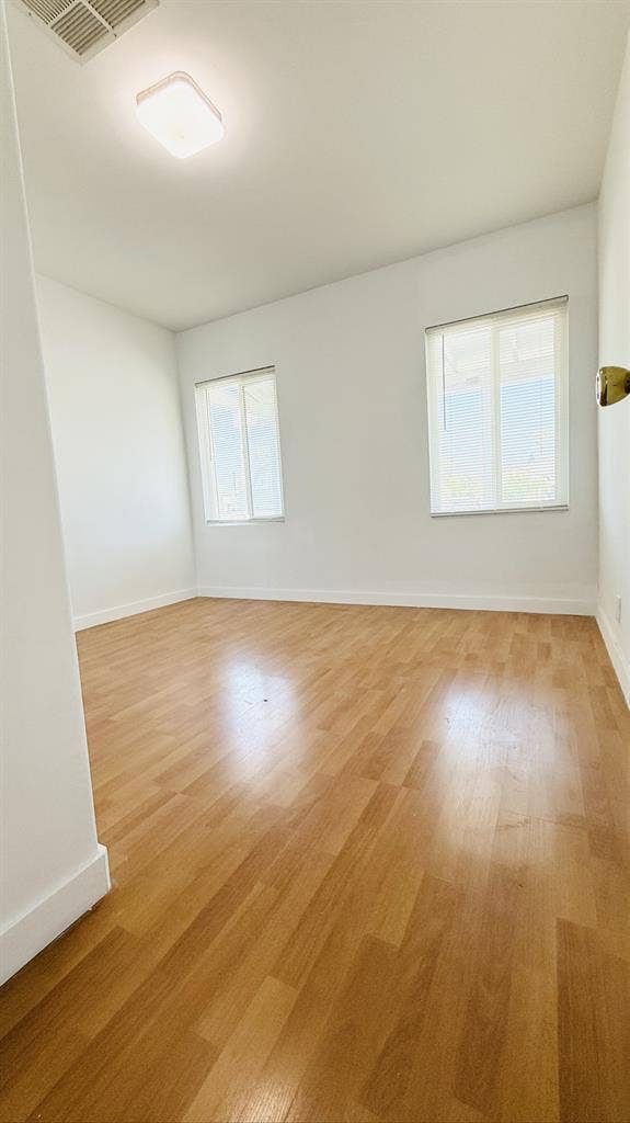 Nice Front House For Rent