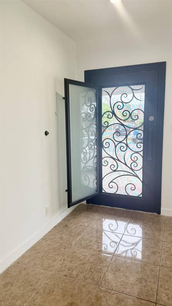 Nice Front House For Rent