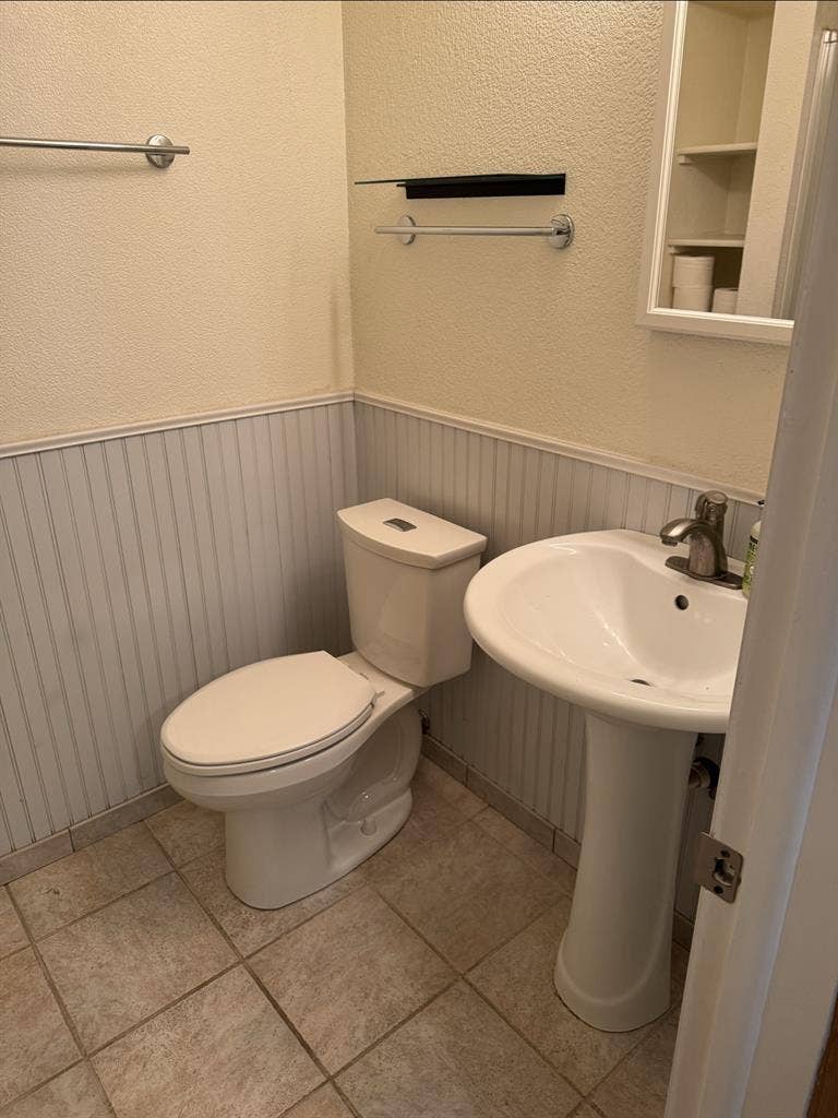 Private room and bath for rent!