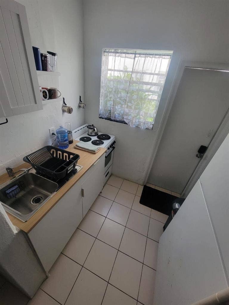 Shared Apts in Southbeach