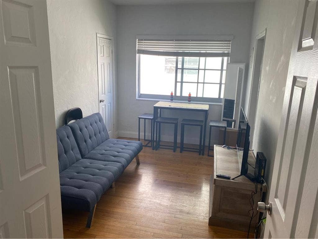 Shared Room in Southbeach