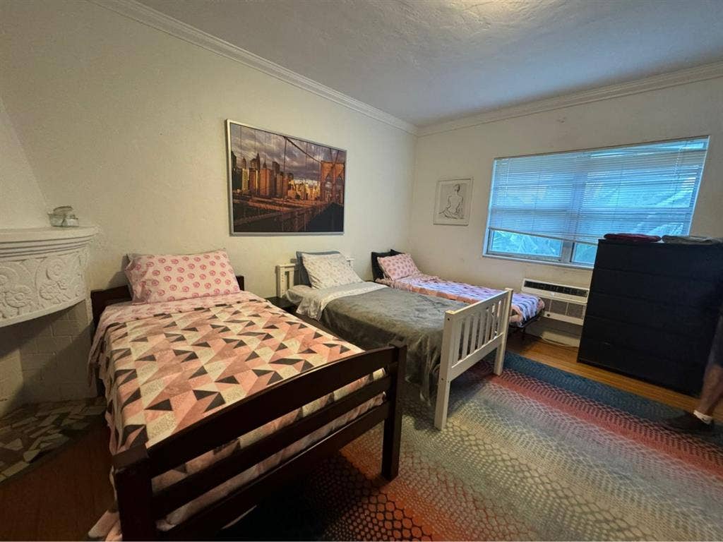 Shared Room in Southbeach