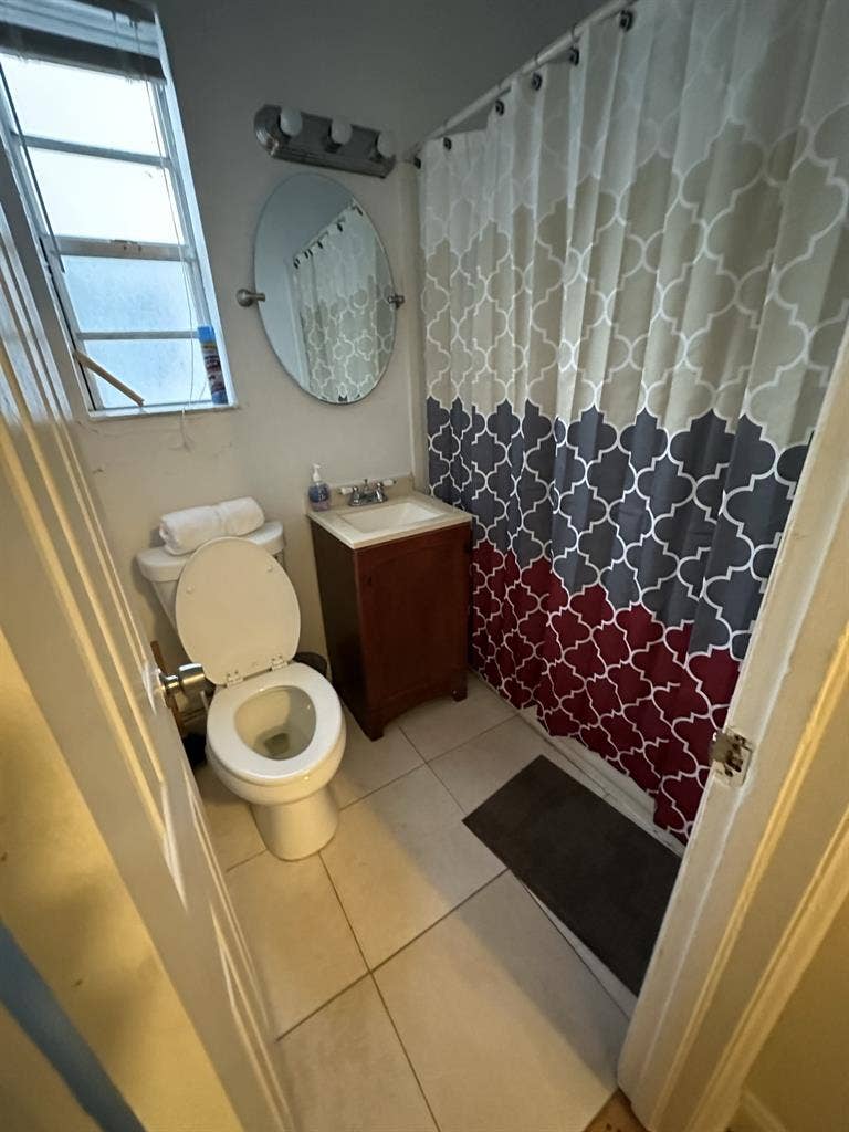 Shared Room in Southbeach