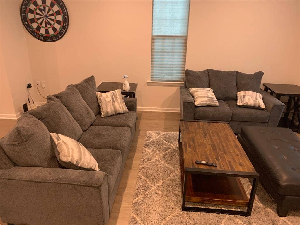 4 BR in Raleigh