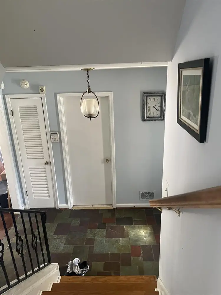 BA house in quiet neighborhood