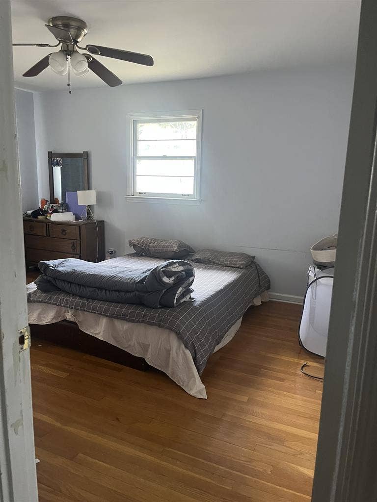 BA house in quiet neighborhood