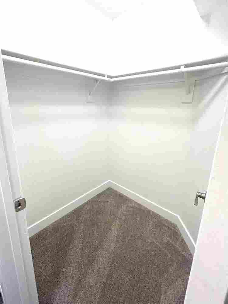 Woodlands Village Apartments Studio