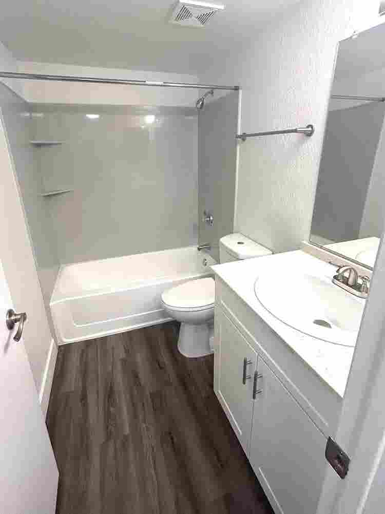 Woodlands Village Apartments Studio