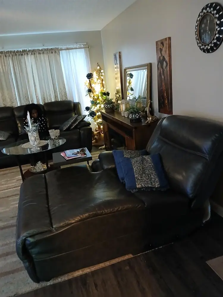 Furnished Room/Shared Housing