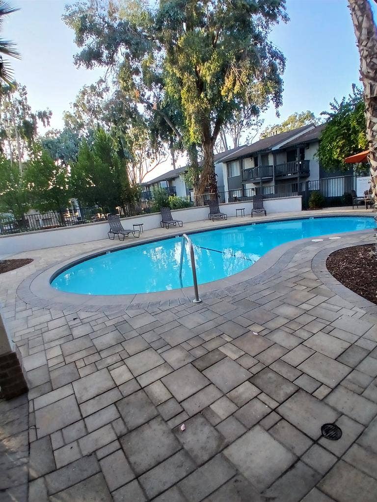 Furnished Room/Shared Housing