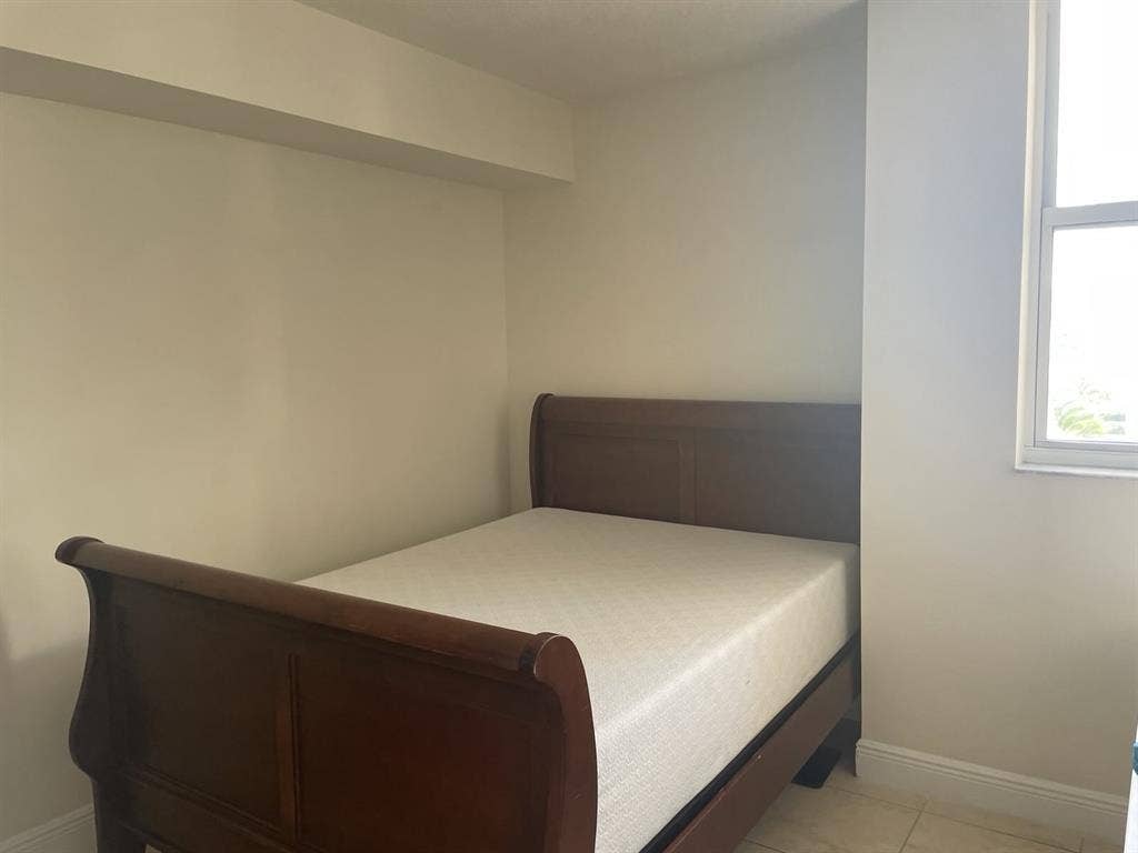 Furnished Apartment Sublease
