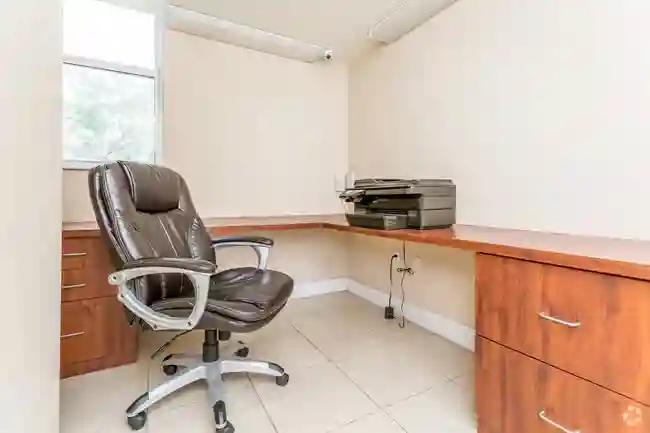 Furnished Apartment Sublease