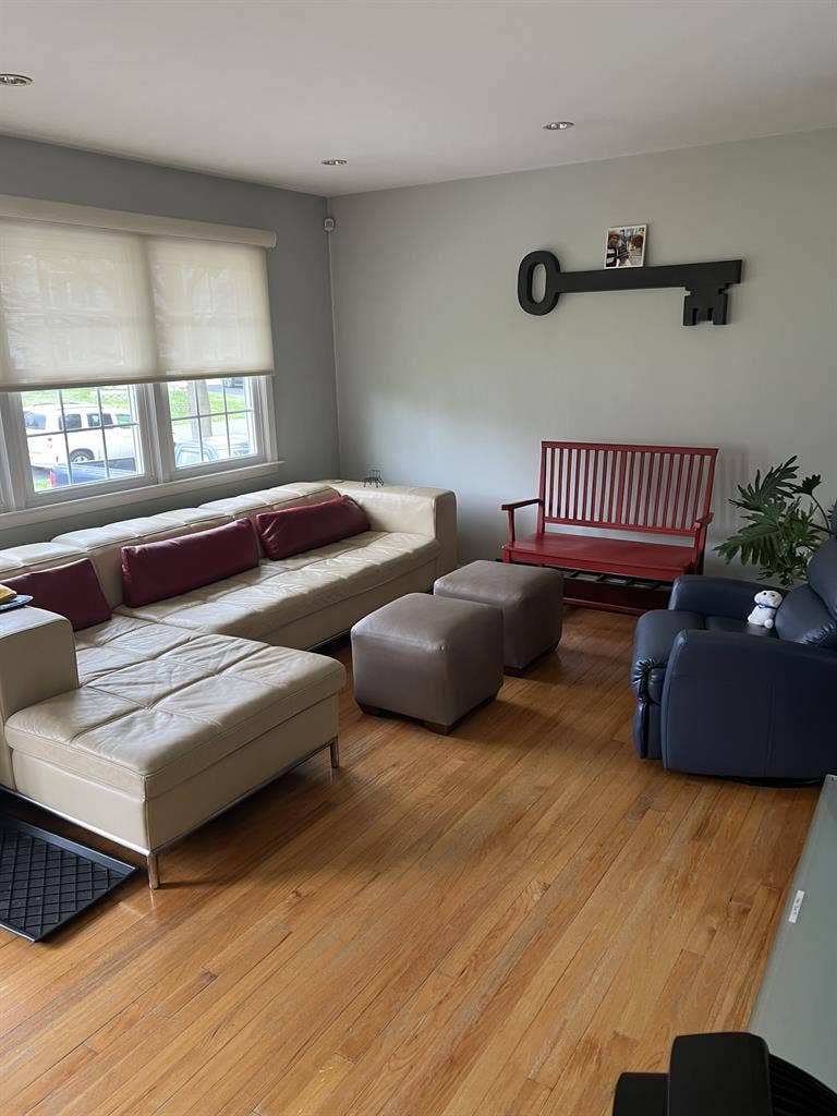 Male roommate needed