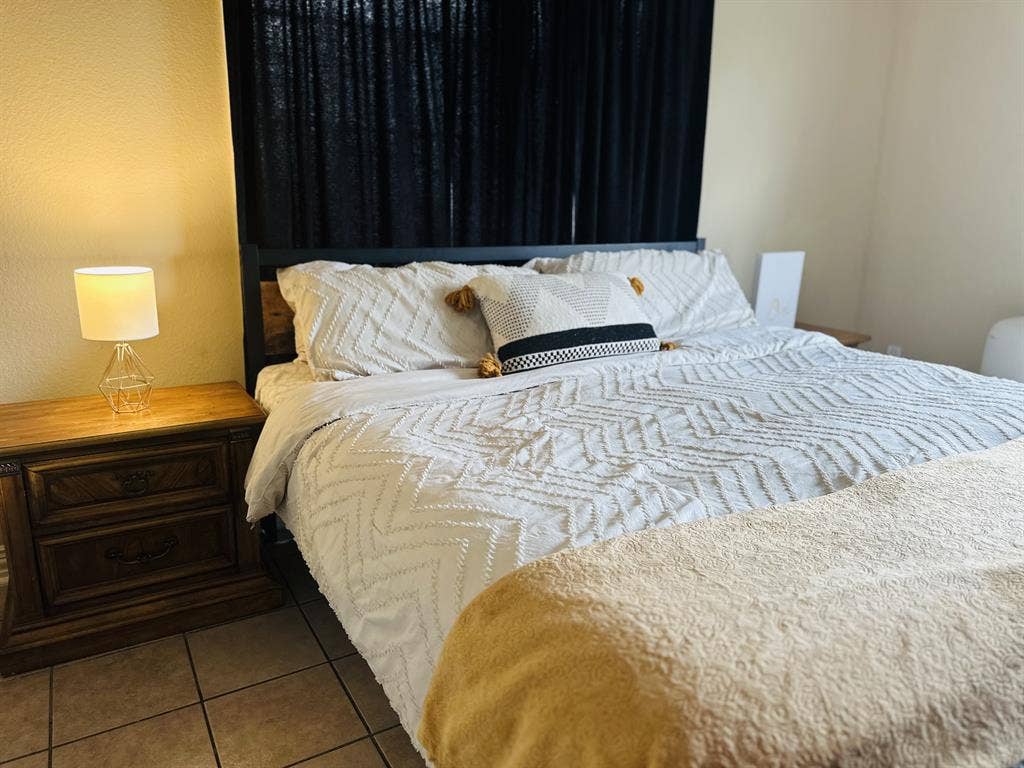 Private Room with En-Suite Bath