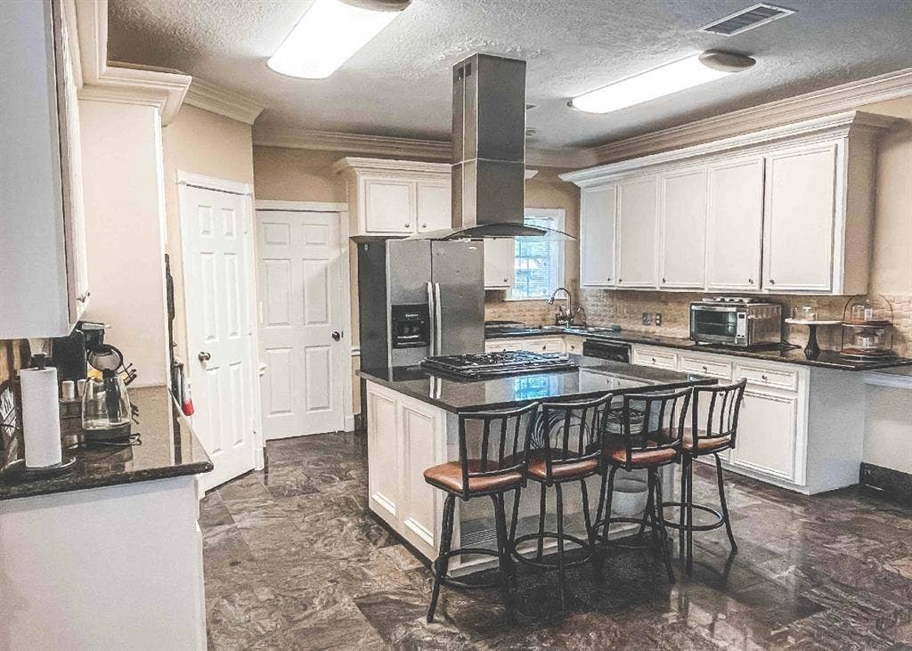 Private Room with En-Suite Bath