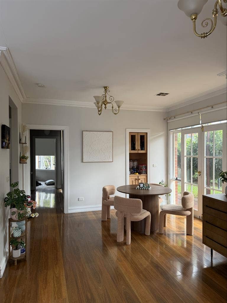 Spacious Room in Williamstownn