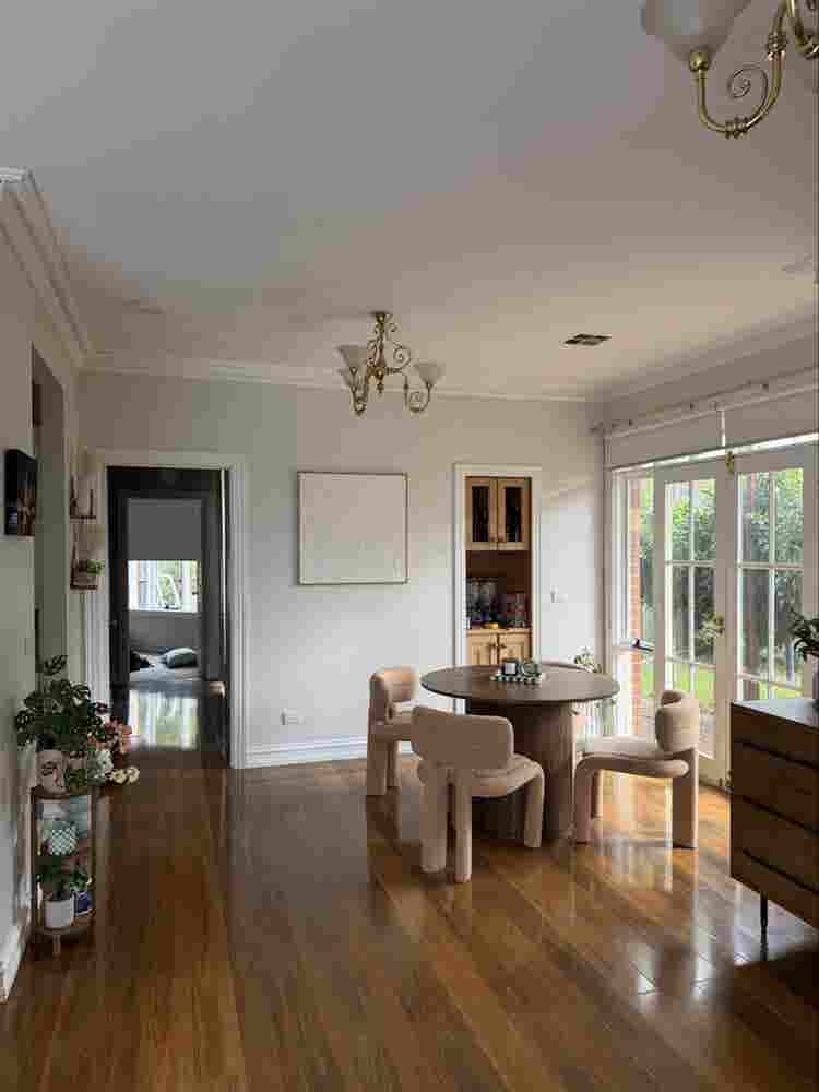 Spacious Room in Williamstownn