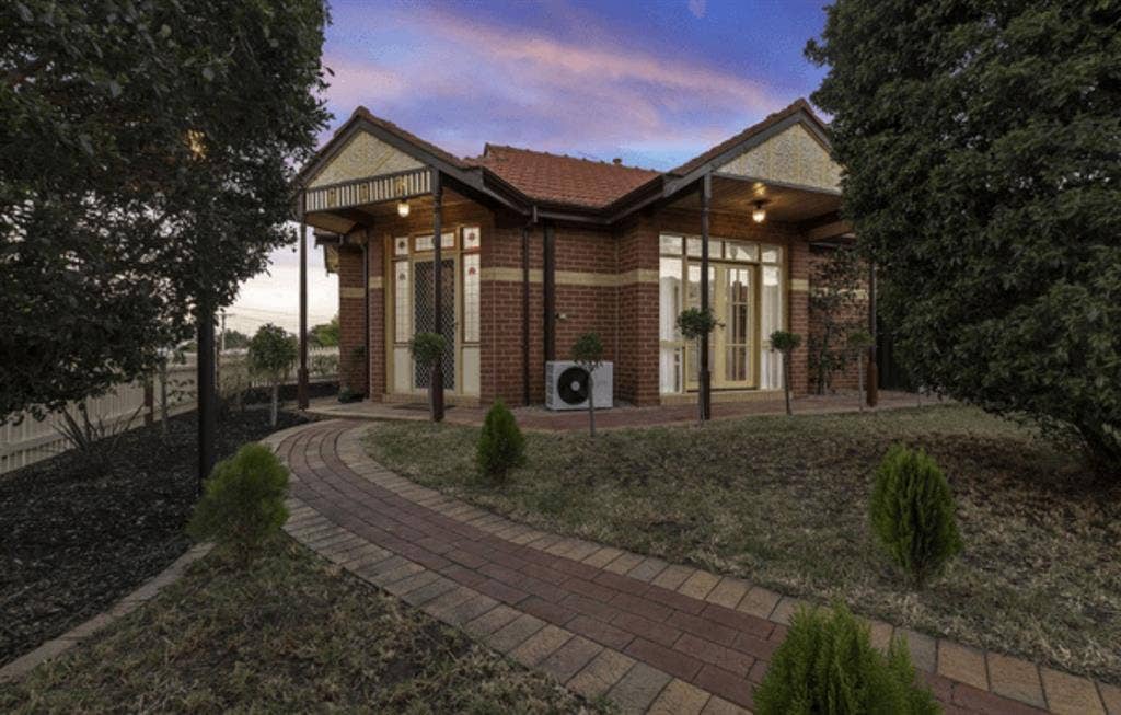 Spacious Room in Williamstownn