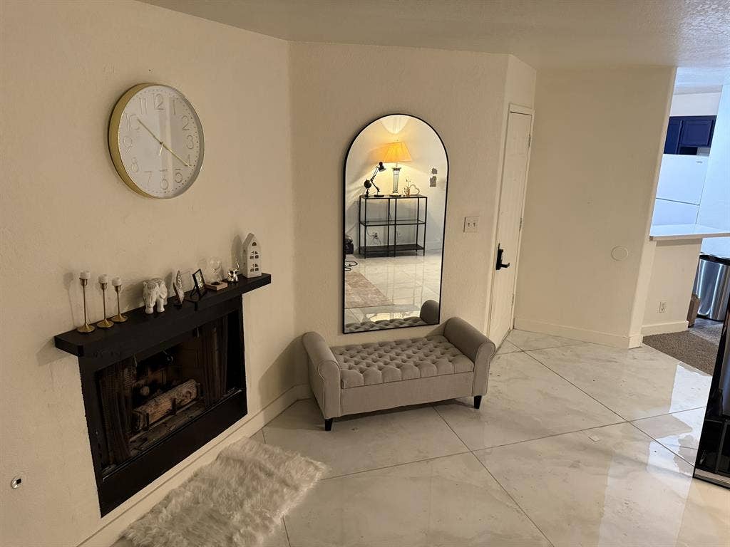 Furnished Room Near Hospital