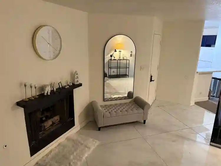 Furnished Room Near Hospital