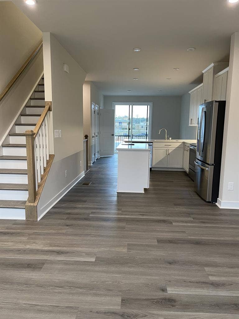 Private Room available in LoSo