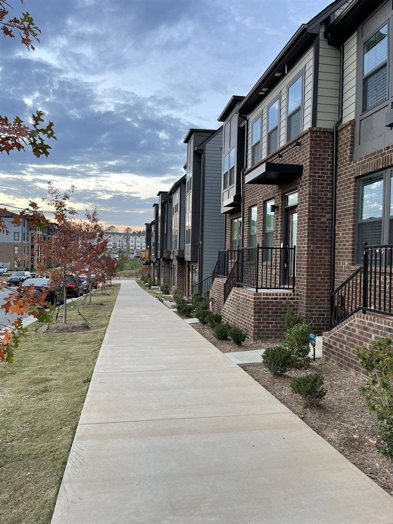 Private Room available in LoSo