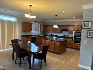 4 BR in Holly Springs