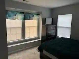 4 BR in Holly Springs