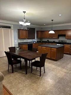 4 BR in Holly Springs