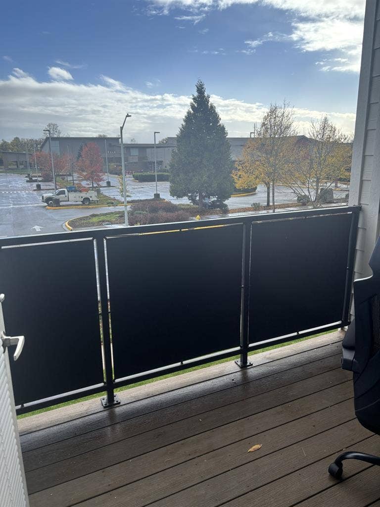 2nd floor apartment in Albany