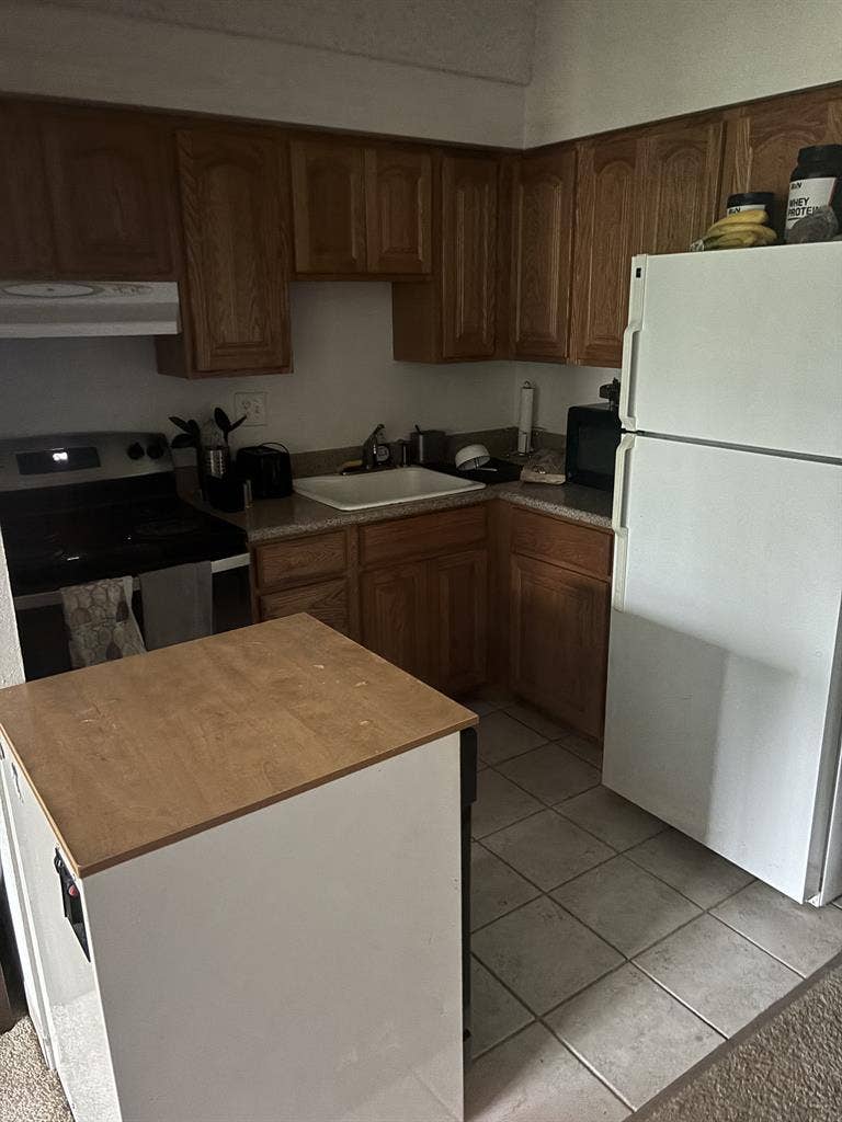 Spring  Sublease available