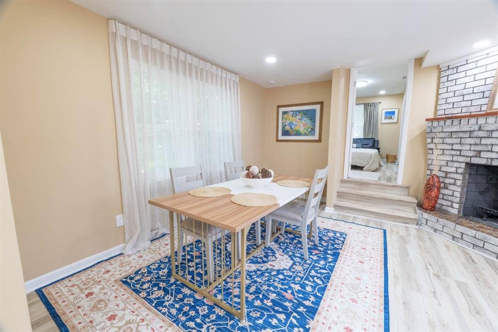 Furnished room for rent