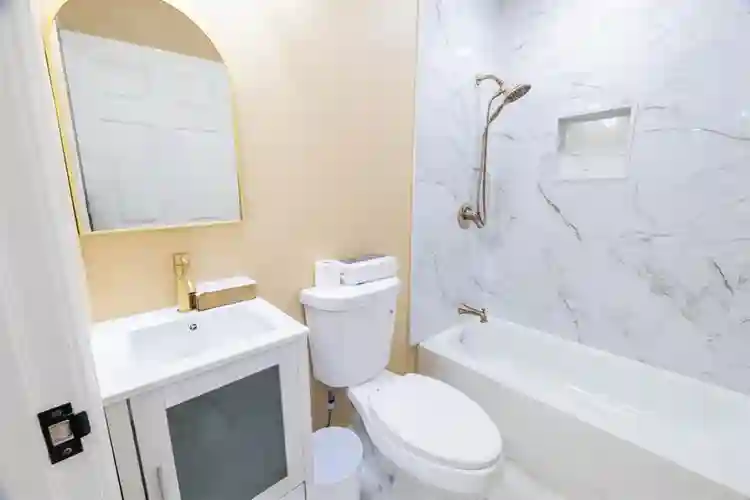 Furnished room for rent