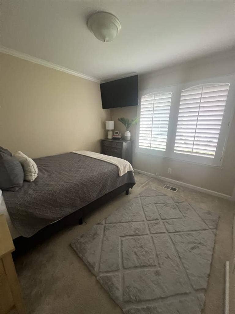 Charming private room with bath