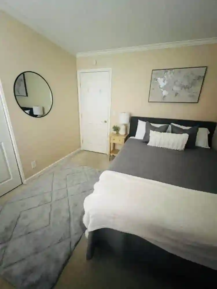 Charming private room with bath