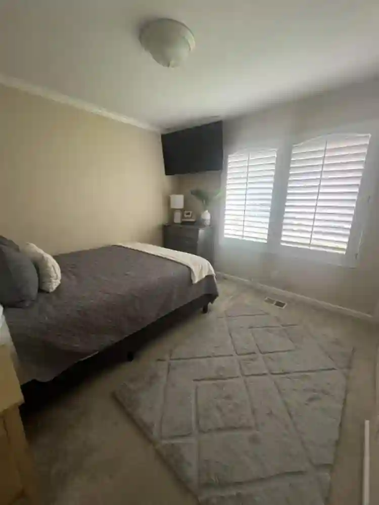 Charming private room with bath