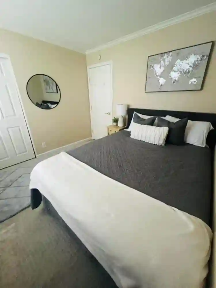 Charming private room with bath