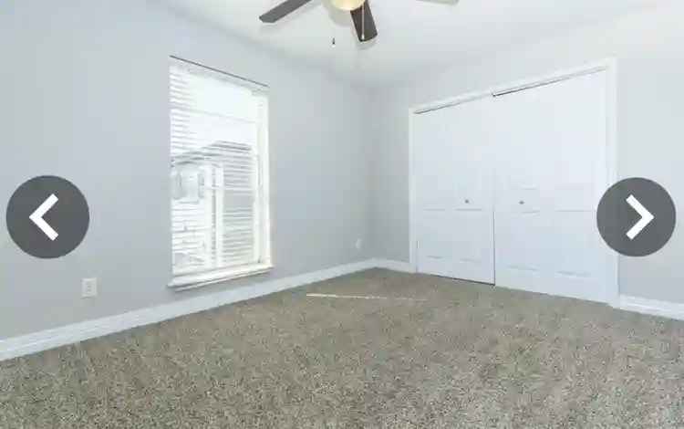 LOOKING FOR ROOMMATE. MOVE IN READY