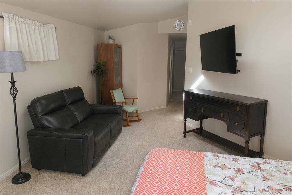 Entire Side of Duplex