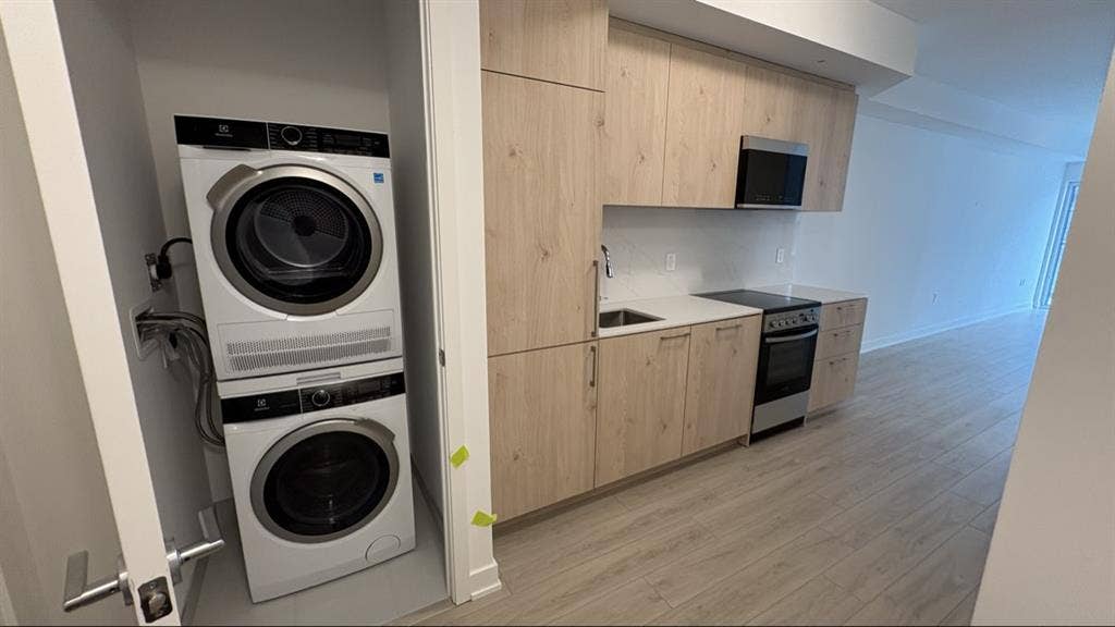 1 Bedroom +Den Condo