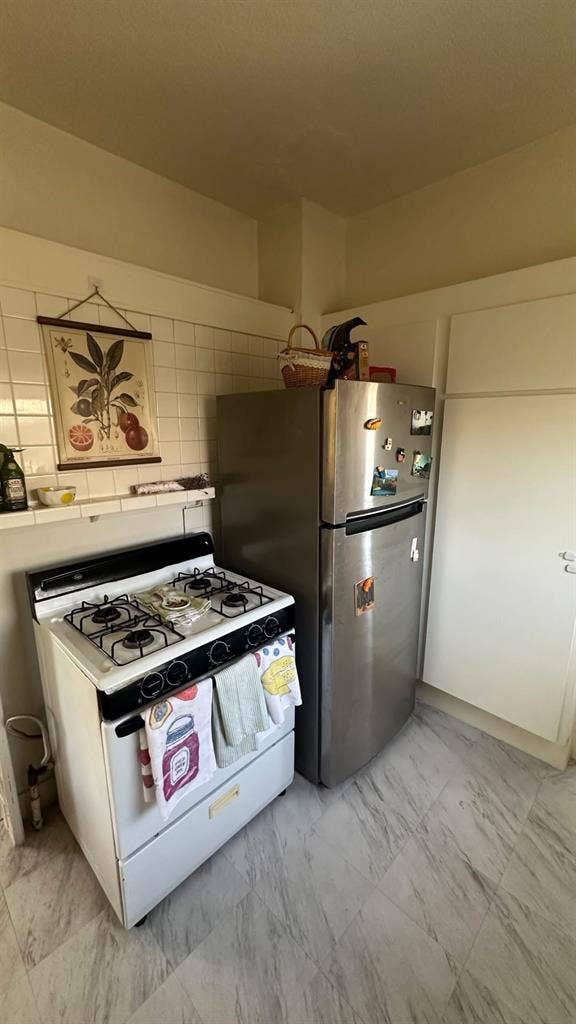 Female Roommate needed!