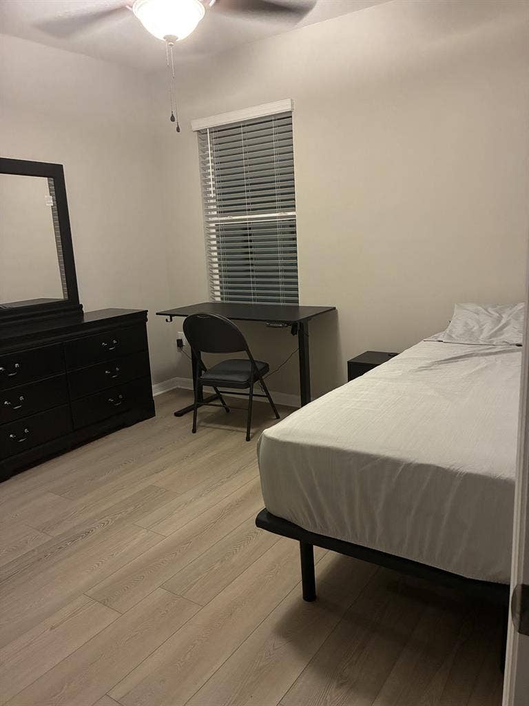 Room for rent in Tampa