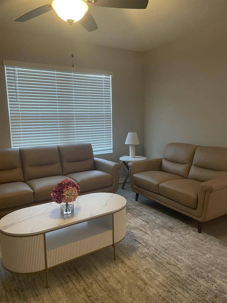 Room for rent in Tampa