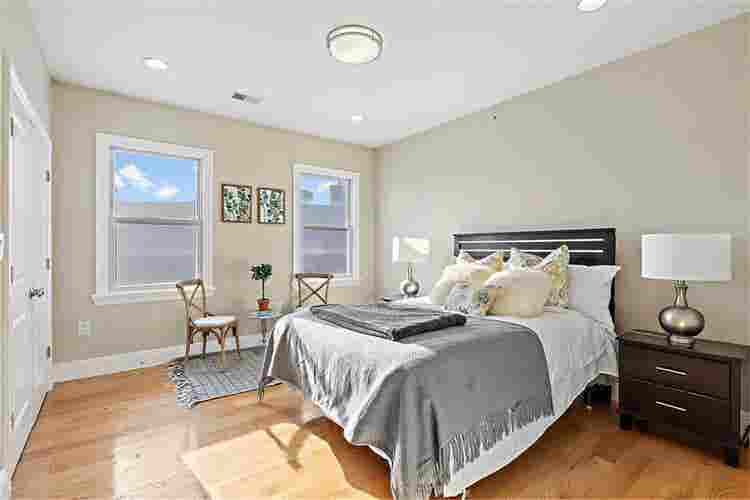 Shared Room in a Shared Apartment