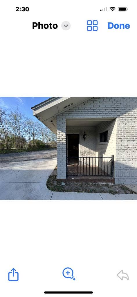 High end home room rental