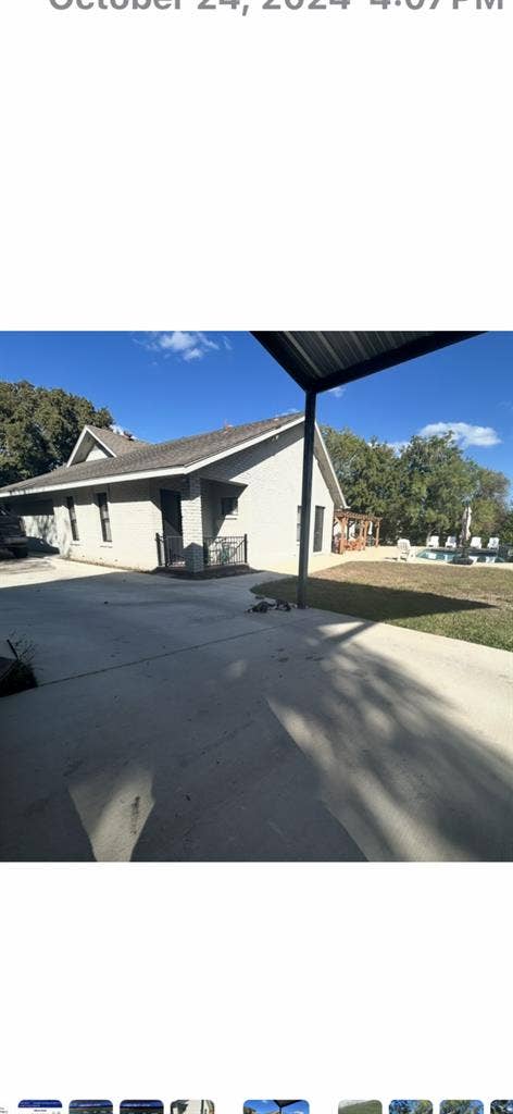 High end home room rental