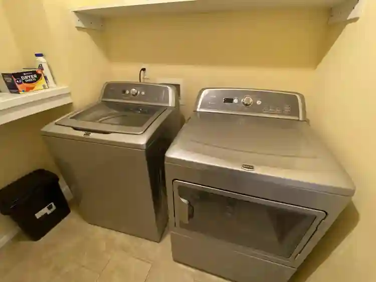 Room for Rent/ Utilities Inc.