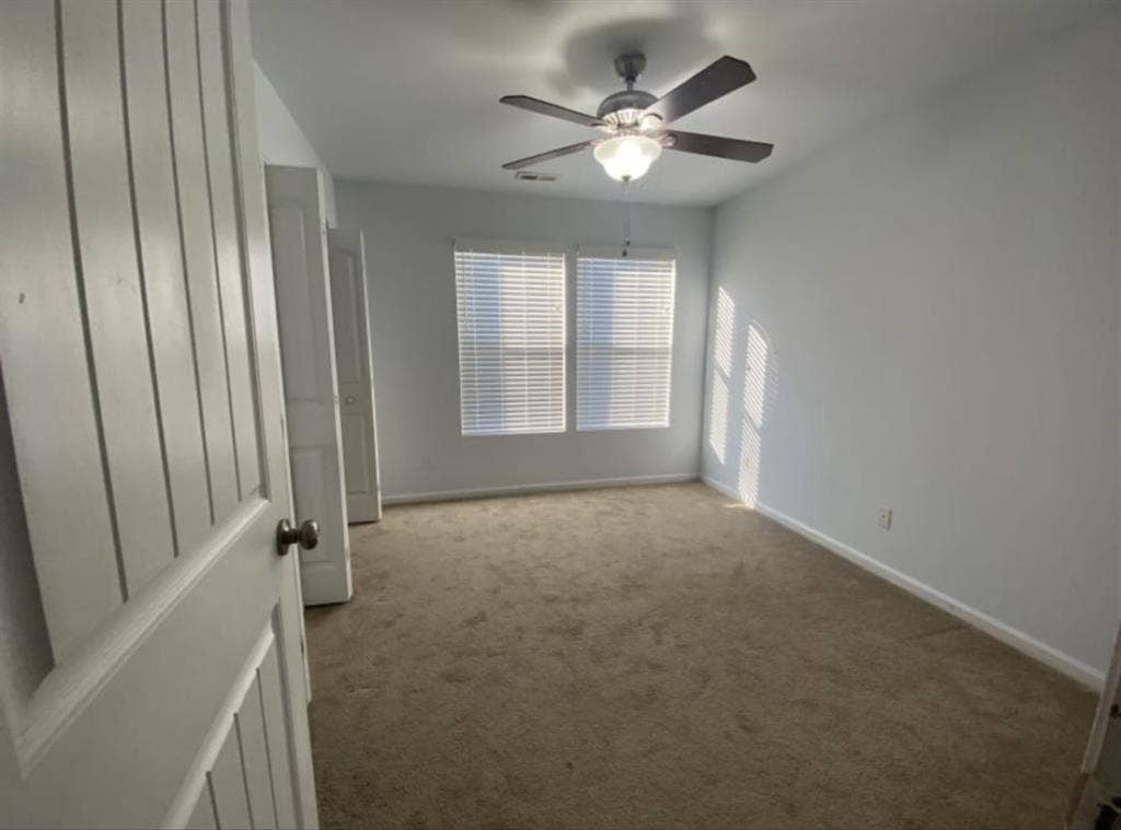 Room for Rent/ Utilities Inc.